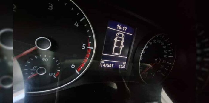 AMAROK 2.0TD 4X2 DC CONFORT 180 HP L/17 - Imagen 5
