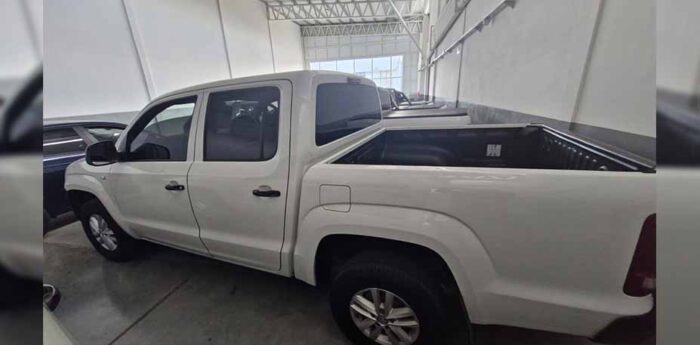 AMAROK 2.0TD 4X2 DC TRENDLINE 140 HP L/17 - Imagen 2