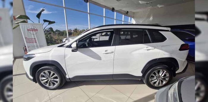 COROLLA CROSS 2.0 XLI - Imagen 2