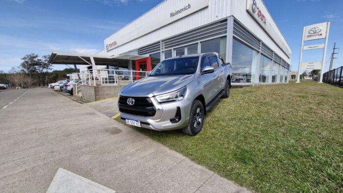 HILUX 4X2 SRV MT L/21