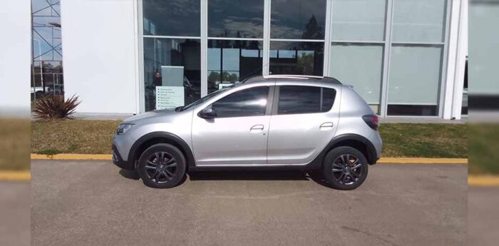 SANDERO STEPWAY PH2 1,6 INTENSE - Imagen 2