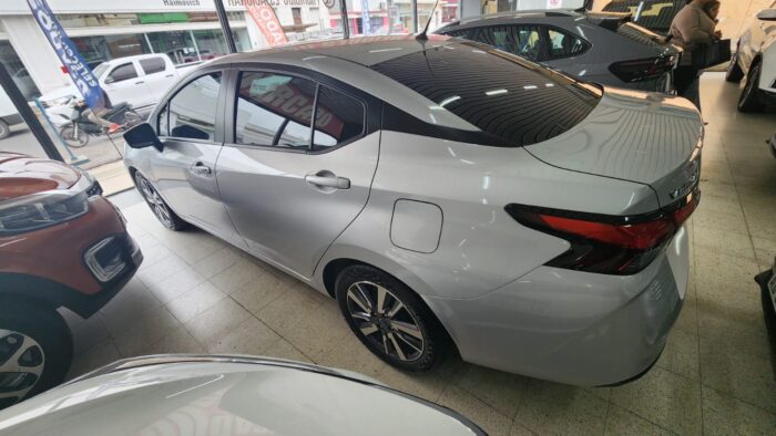 VERSA 1.6 ADVANCE CVT - Imagen 2
