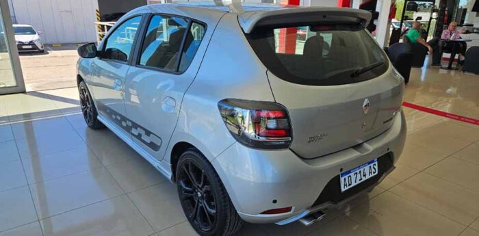 SANDERO 2.0 RS - Imagen 10